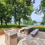 Nacinovic Apartman *